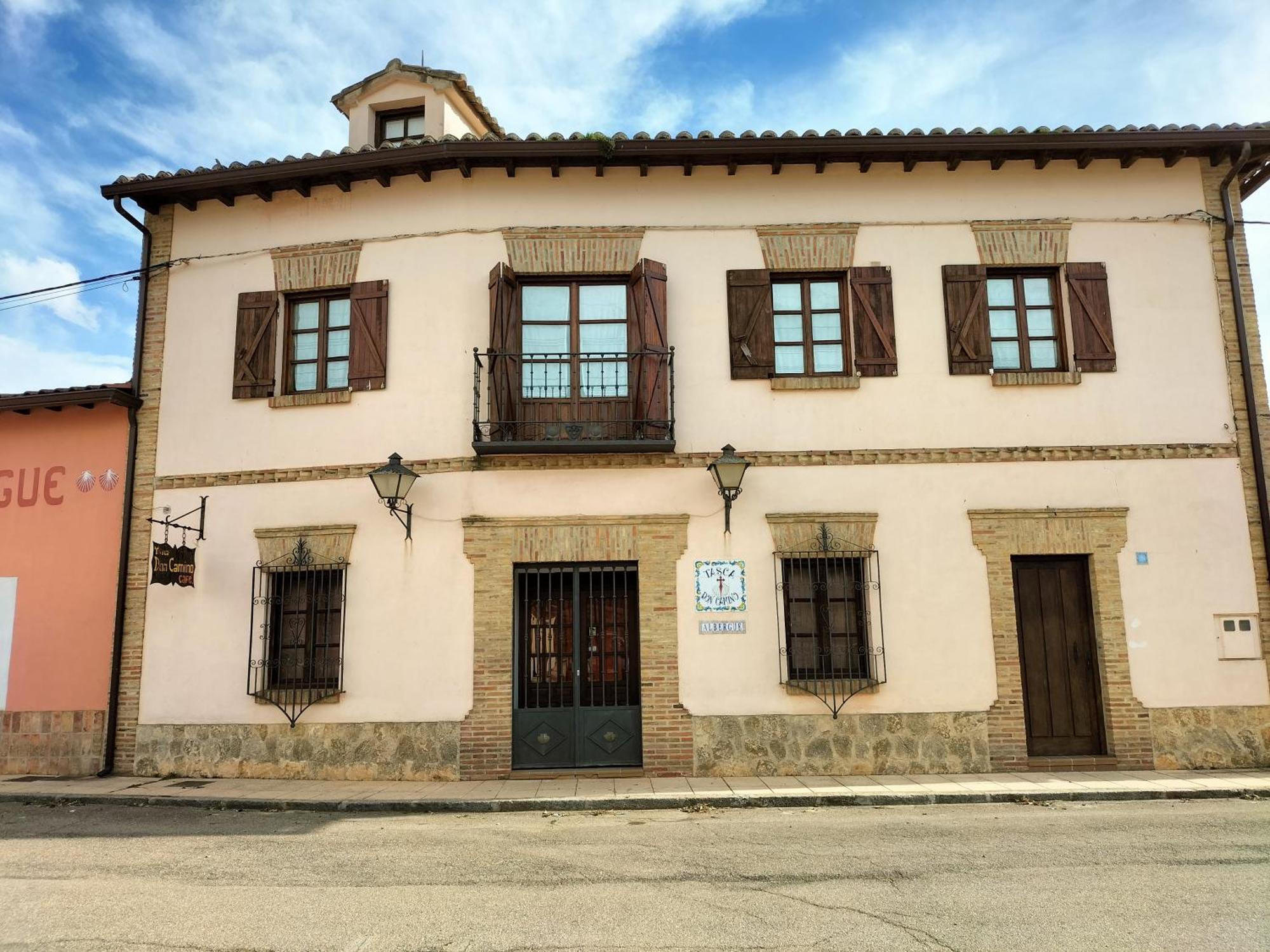 Don Camino Low Cost Villalcazar de Sirga Экстерьер фото